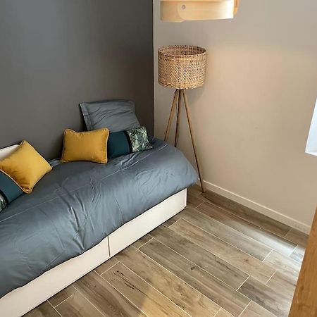 Appartement Neuf Au Coeur De Тулон Екстериор снимка